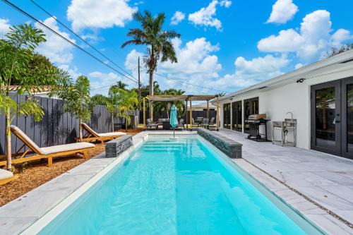 Imperial Point Apartamento | Modern 4Bedroom-2Bath Family POOL House 5 mins Lauderdale-by-the-Sea & Pompano Beaches
