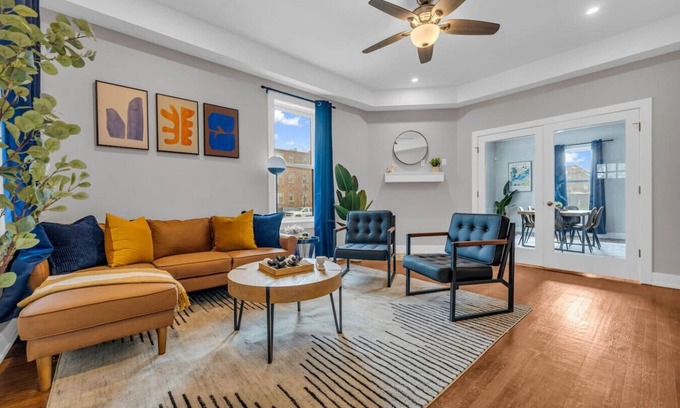 New Center Detroit Casa | Modern 4BR Home in Detroit's New Center