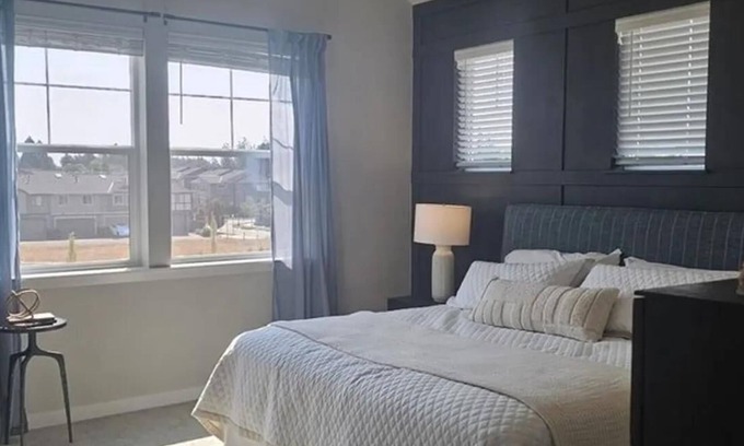 Midwest City Casa | Modern 4BR OKC Home | Perfect for Families & Groups