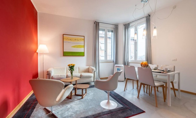 Oltretorrente Apartamento | Parma La Chayhana Apartment x4!