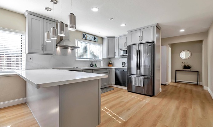 Northside Casa | MODERN 7BED 4BR 2BA HOME IN DOWNTOWN SAN JOSE