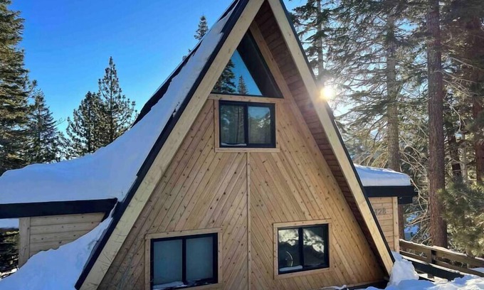 Mammoth Lakes Cabina | Modern A-Frame Cabin in Mammoth