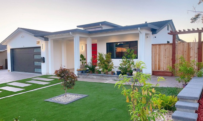 East San Jose Casa | Modern AC 2 Home in Silicon 2025