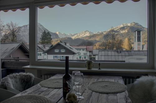 Oberstdorf Apartamento | Modern Alpine Haven Surreal