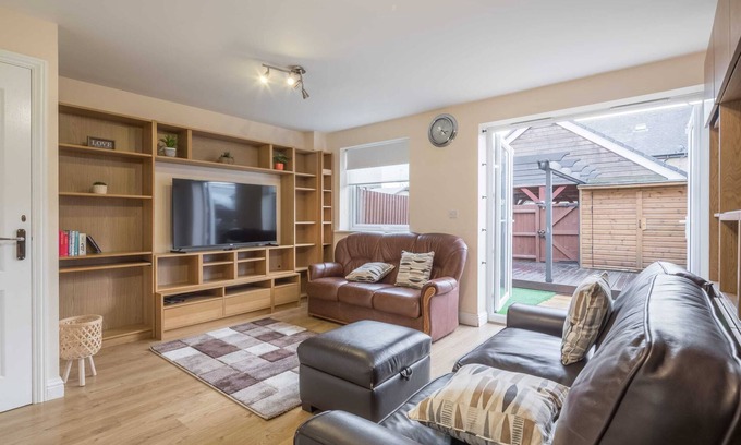 Cambridge Casa | Modern and Comfy 3 bed Cambridge House