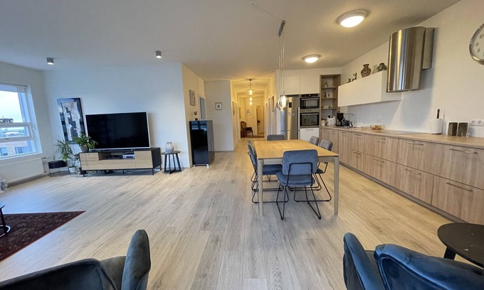 Kopavogur Apartamento | Modern and spacious 3 bedroom apartment in Kópavogur, centrally located.