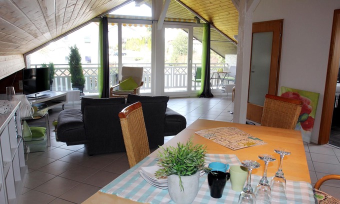 Ober-Abtsteinach Apartamento | Ático moderno y espacioso en Abtsteinach im Odenwald