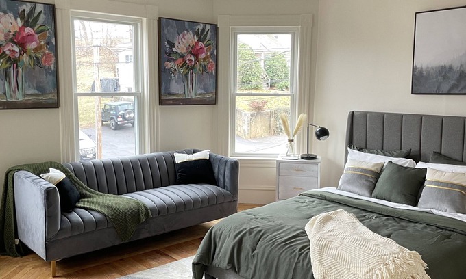 Highlands Casa | Modern and Spacious Lowell Home w/ Private Parking