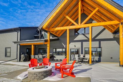 Fort Peck Casa | Modern and Spacious Luxe Home in Remote Fort Peck!