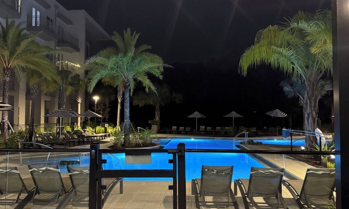 Lake Hart Apartamento | Modern and Stylish 1-bedroom + Den in beautiful Orlando
