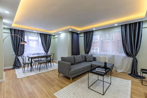 Maltepe Apartamento | Modern and Well Designed Apartment Near Public Transportation in Maltepe