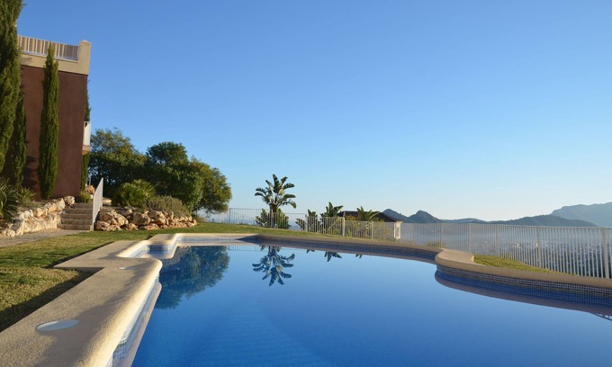 Pedreguer Casa | Casa de vacaciones moderna y bien equipada con impresionantes vistas cerca de Denia