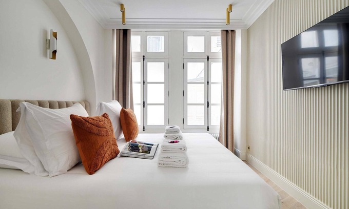 Batignolles Apartamento | Modern Apartement Center of Paris Montmartre