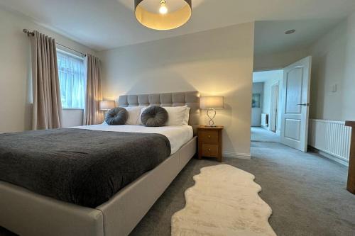 St. Helier Apartamento | Modern Apartment Great Location
