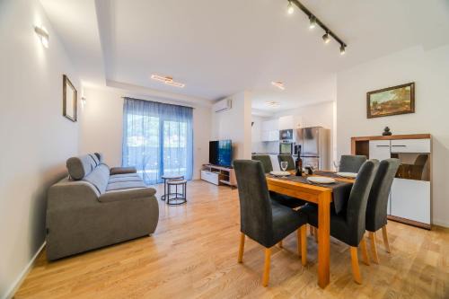 Krapinske Toplice Apartamento | Modern Apartment With Balcony And Garage - Happy Rentals