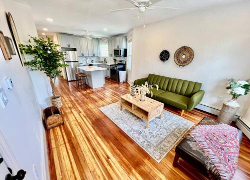 Port Richmond Apartamento | Modern Apartment - 3 Bedrooms, 2 Bathrooms