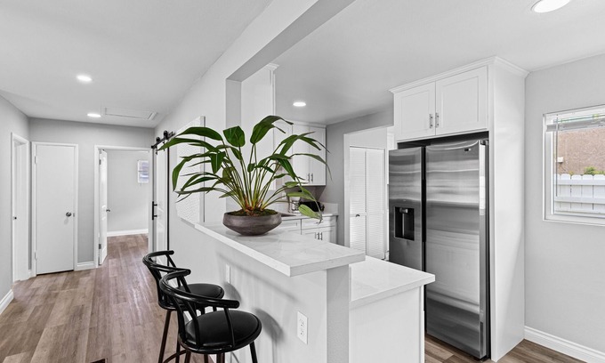 Port Hueneme Apartamento | Modern Apartment - 5 mins from the Beach!