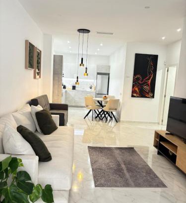 Torrevieja Apartamento | Modern Apartment 50m from Sea Torrevieja Center
