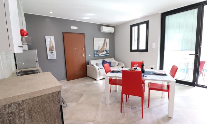 Otranto Casa | Modern Apartment “casa Giuditta Deluxe A Otranto” Wi-fi & Balcony