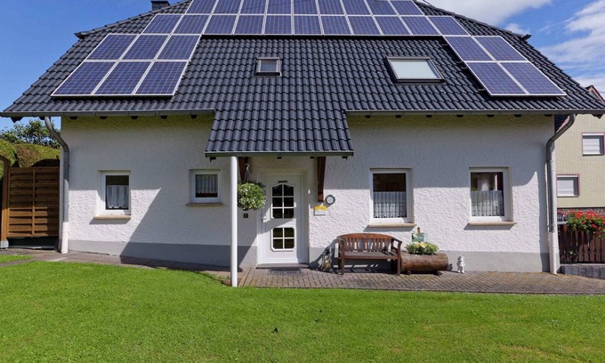 Bolsdorf Apartamento | Apartamento moderno en Bolsdorf con sauna