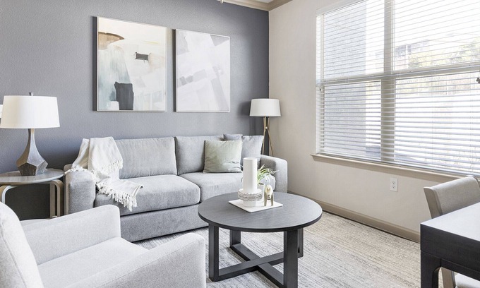 Wetmore Apartamento | Modern Apartment in Prime Location (ID1230X535)