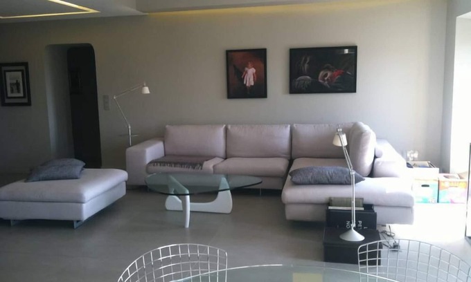 Lazaret Apartamento | modern apartment in villa niçoise !!