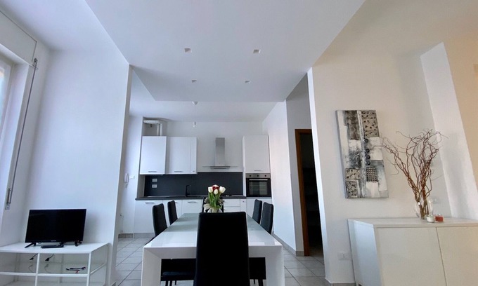 Bulciago Apartamento | Apartamento moderno Luci & Stelle cerca del lago de Como