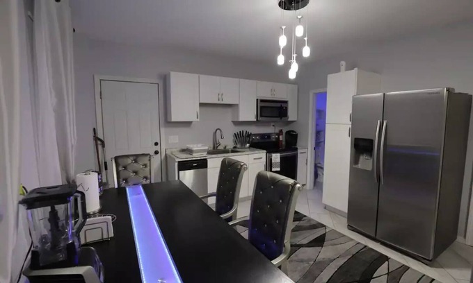 Biddeford Apartamento | Modern apartment near to Old Orchard Beach