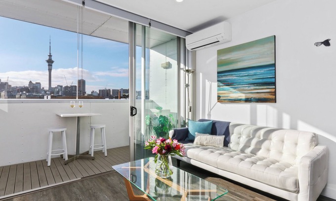 Auckland Central Business District Apartamento | Modern apartment overlooking Victoria Park with Aircon and Carpark