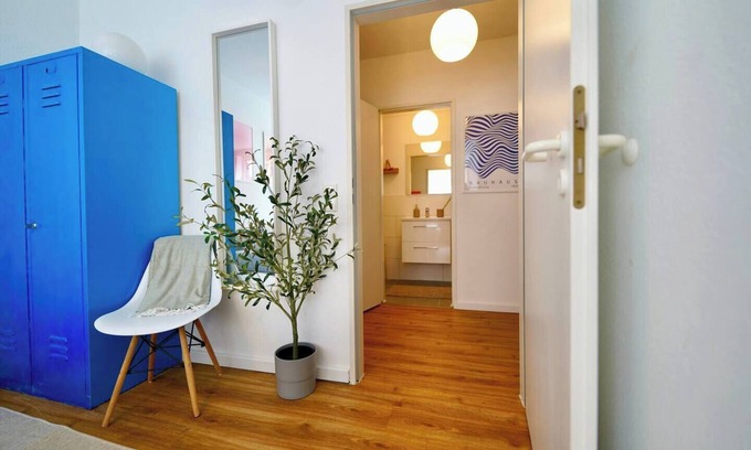 New Town Condominio | Modern apartment right in Cologne's trendy district