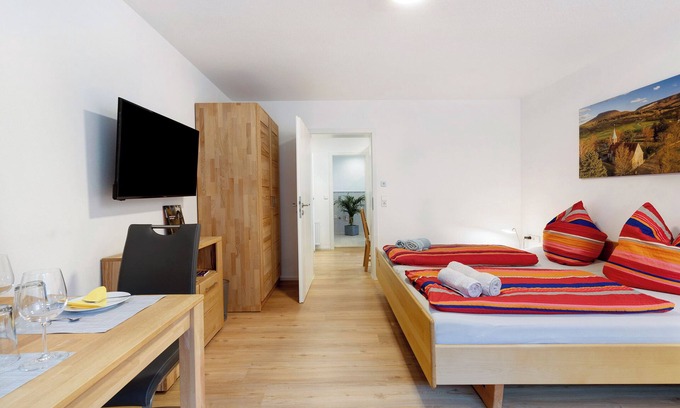 Moessingen Apartamento | Moderno apartamento Willi 30 m2