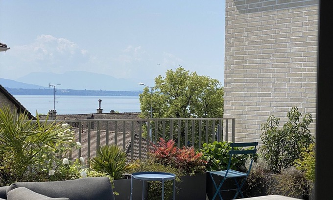 Nyon Apartamento | Modern apartment with terrasse on Leman lake! Geneva countryside