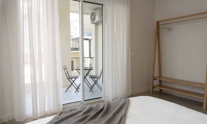 Achrafieh Apartamento | Modern Apt Balcony Achrafieh