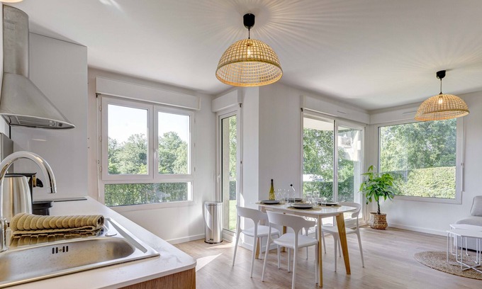 Seynod Apartamento | Vrbo Property