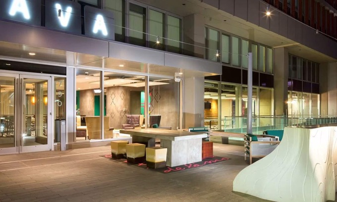 Prudential - St. Botolph Apartamento | Modern Back Bay 1BR w/ W/D & Gym, nr Copley T, by Blueground