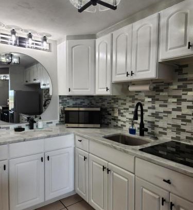 Ortona Park Apartamento | Modern Beach Condo-Daytona Beach