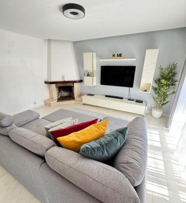 Pedrogao Apartamento | Modern Beach House - BBQ - 4 Beds