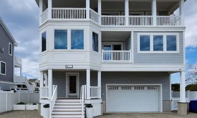 Normandy Beach Casa | Modern Beach House with Ocean and Bay Views - 600 Feet from the Beach.
