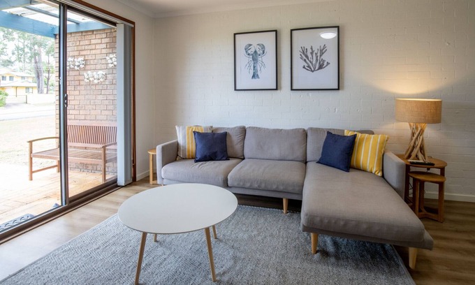 Surf Beach Casa | Modern Beachside Comfort 3 Minutes to the Beach