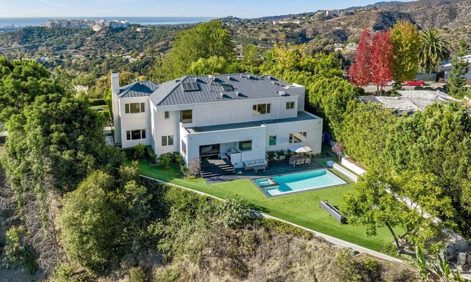 Bel Air Casa | Modern Bel Air Estate | Pool | Views | Gated | 5 Bedroom
