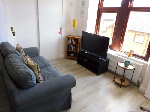 Shawlands Apartamento | Modern bright studio apartment in south Glasgow