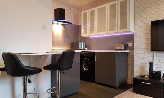 Bonnington Apartamento | Modern Broughton Apartment - Walk to City Centre and St James Quarter