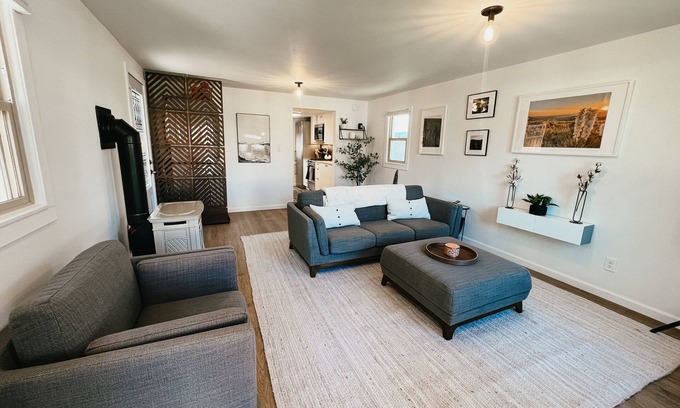 Gunnison Casa | Modern Bungalow - Pet Friendly - Close to downtown