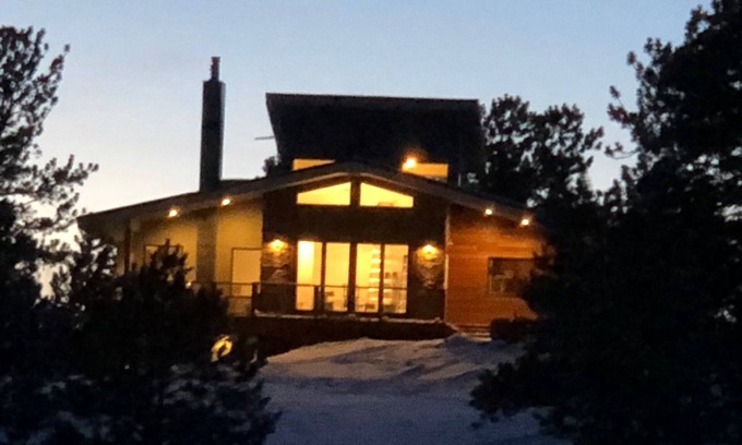 Hartsel Cabina | Modern cabin with WiFi, bordering Pike National Forest.