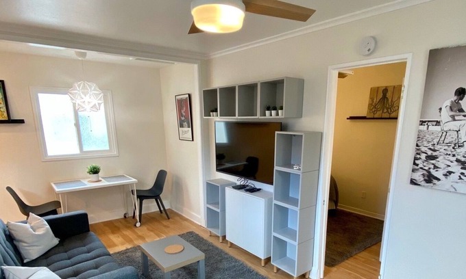 Hillcrest Cabaña | Modern California Cottage Great Location between Hillcrest & Mission Hills