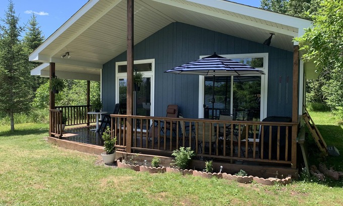 Houghton Casa | Modern Camp on Portage Lake