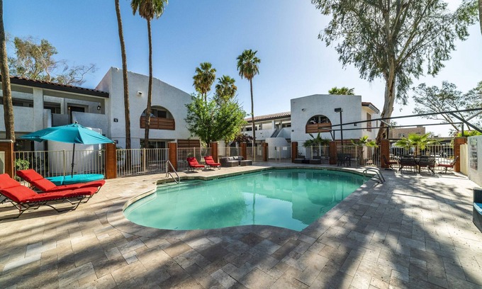 Casa Grande Condominio | Modern Casa Grande Paradise heated pool condo NO PETS ALLOWED