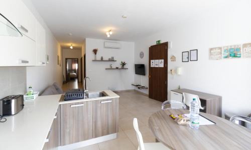Msida Apartamento | Modern & Central 2 bedroom & 2 bathrooms apartment