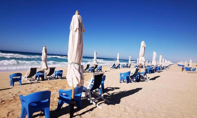 Ad-Dab'ah Apartamento | Modern Chalet at Royal Beach resort