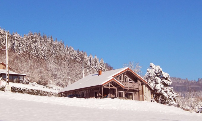 La Forge Chalet De Esquí | CHALET MODERNO EXPUESTO COMPLETO AL SUR CON VISTAS AL VALLE, JACUZZI EXT, BALNEO + WIFI